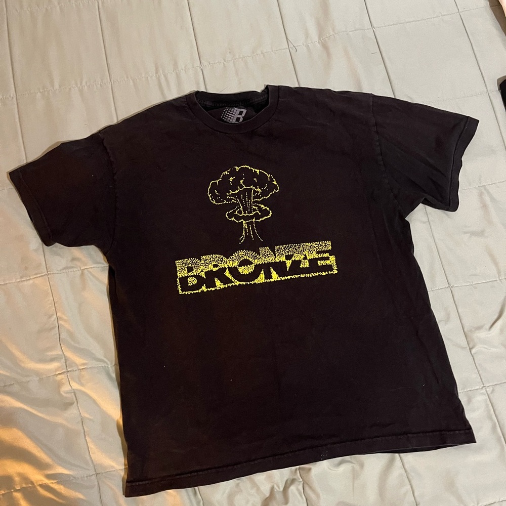 Black Graphic Tee - Short Sleeve